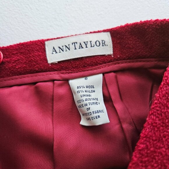 Ann Taylor 2 pc Skirt Suit Size 6 Lined Cranberry Red Wool Blend Career Office - Picture 6 of 12